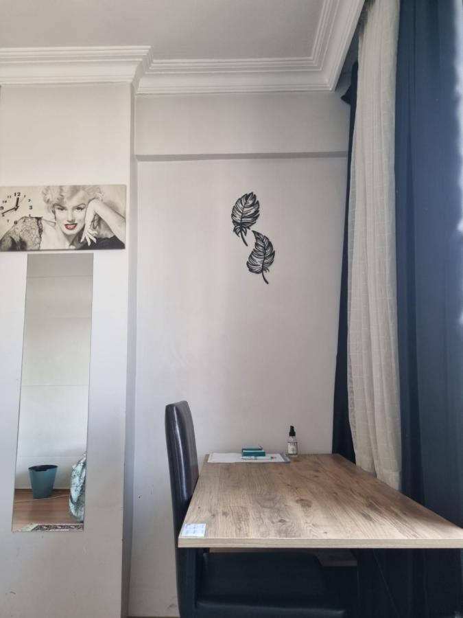 Single Room, Одноместная Комната В Доме, Chambre D'Une Personne, Habitacion Individual Istanbul Exterior photo